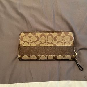 Coach wallet